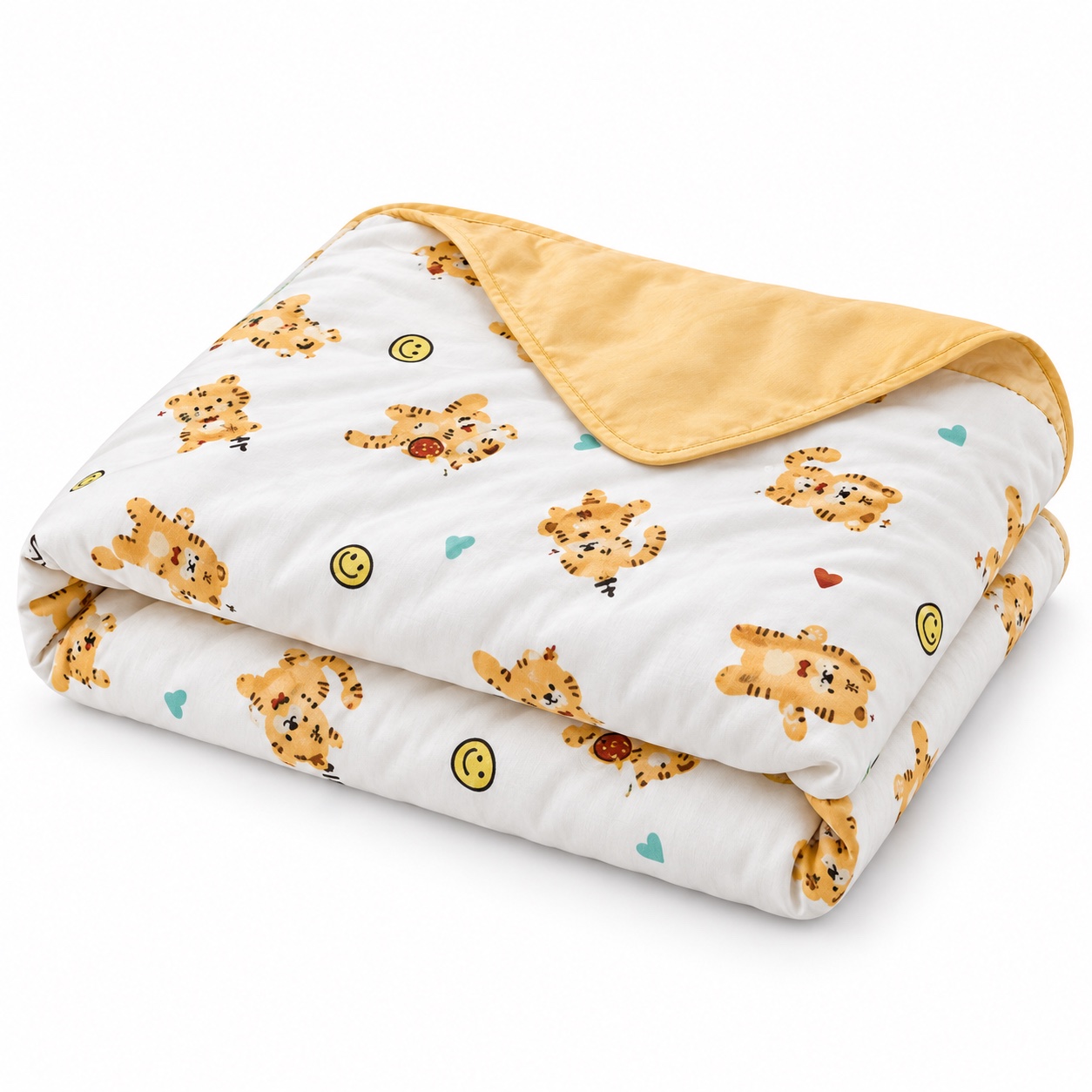 Golden Animal-Print Summer Quilt — white-background view (development reference)